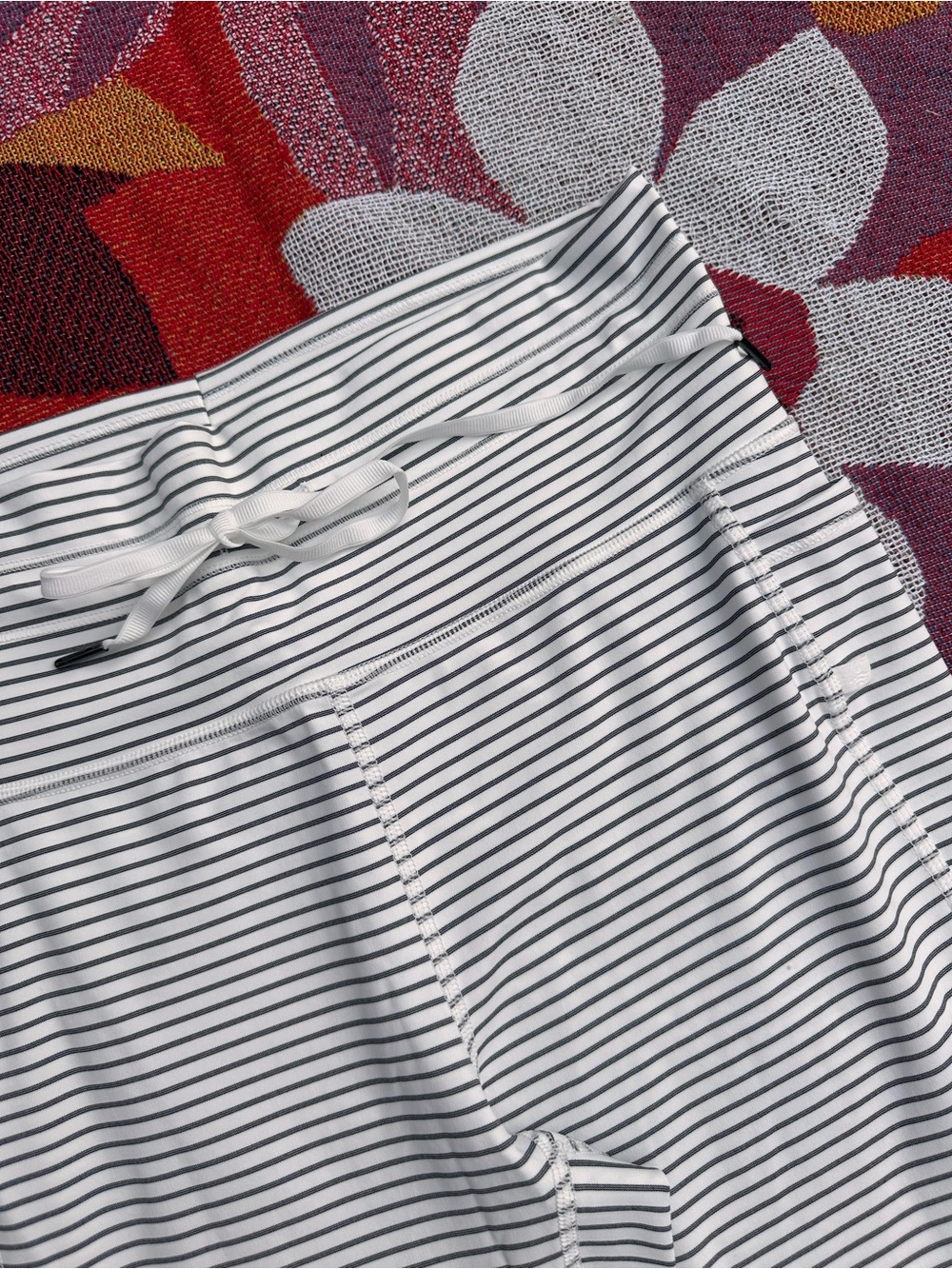 NWT! Halara High Waisted Drawstring Striped Yoga Leggings with Pockets - Picture 3 of 8